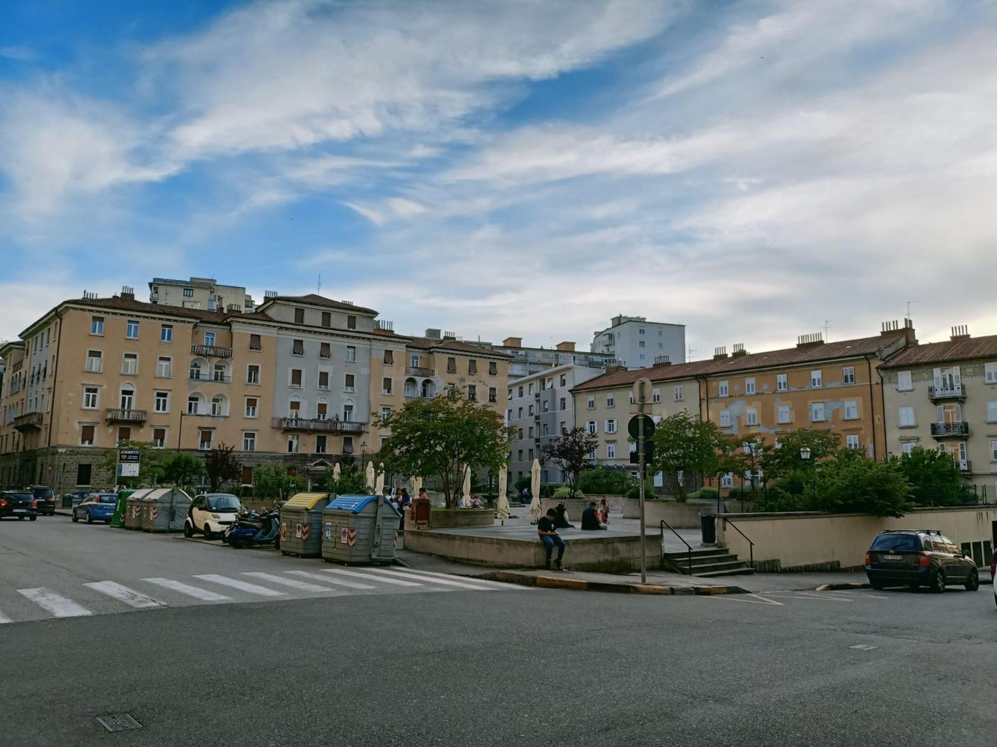 Casa Perugino Apartment Trieste Ngoại thất bức ảnh