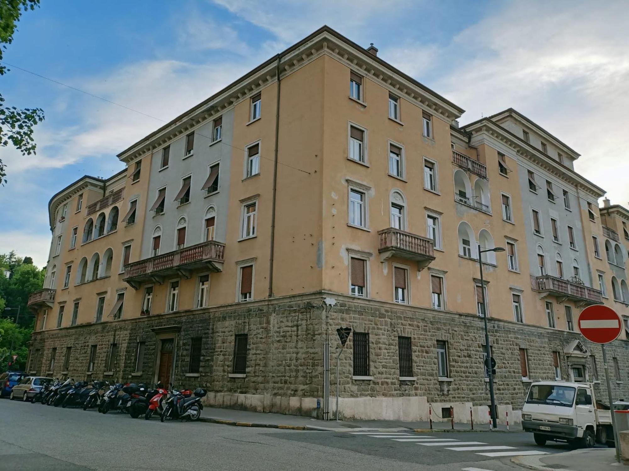 Casa Perugino Apartment Trieste Ngoại thất bức ảnh